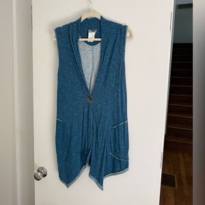 Zoe Blue Heathered Sleeveless Asymmetric Duster Vest with Pockets - Size M